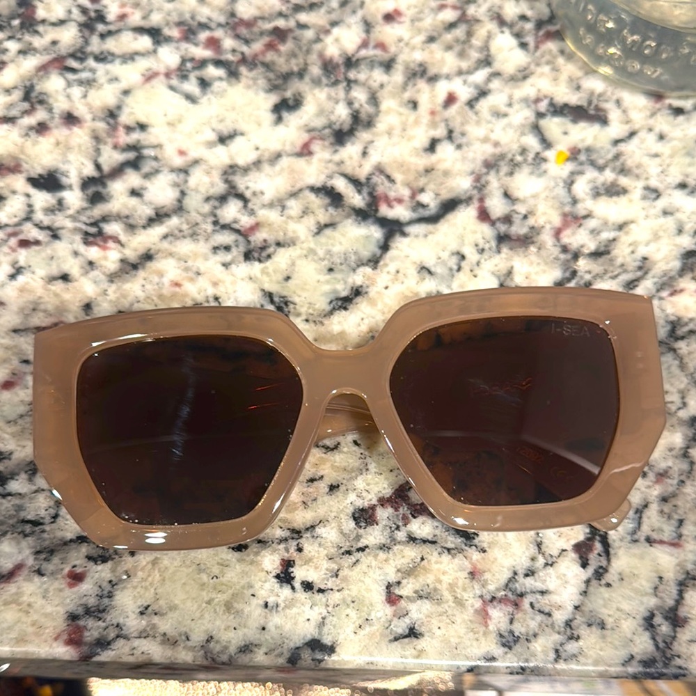 I-Sea Clear Nude Peach Sunnies